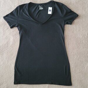 New Gap V-Neck Tee Women's Size XS Black Short Sleeve Cotton T-shirt NWT